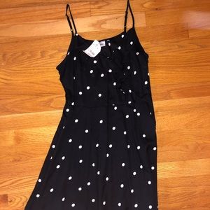 Pimpkle polkadot dress with ruffle neckline